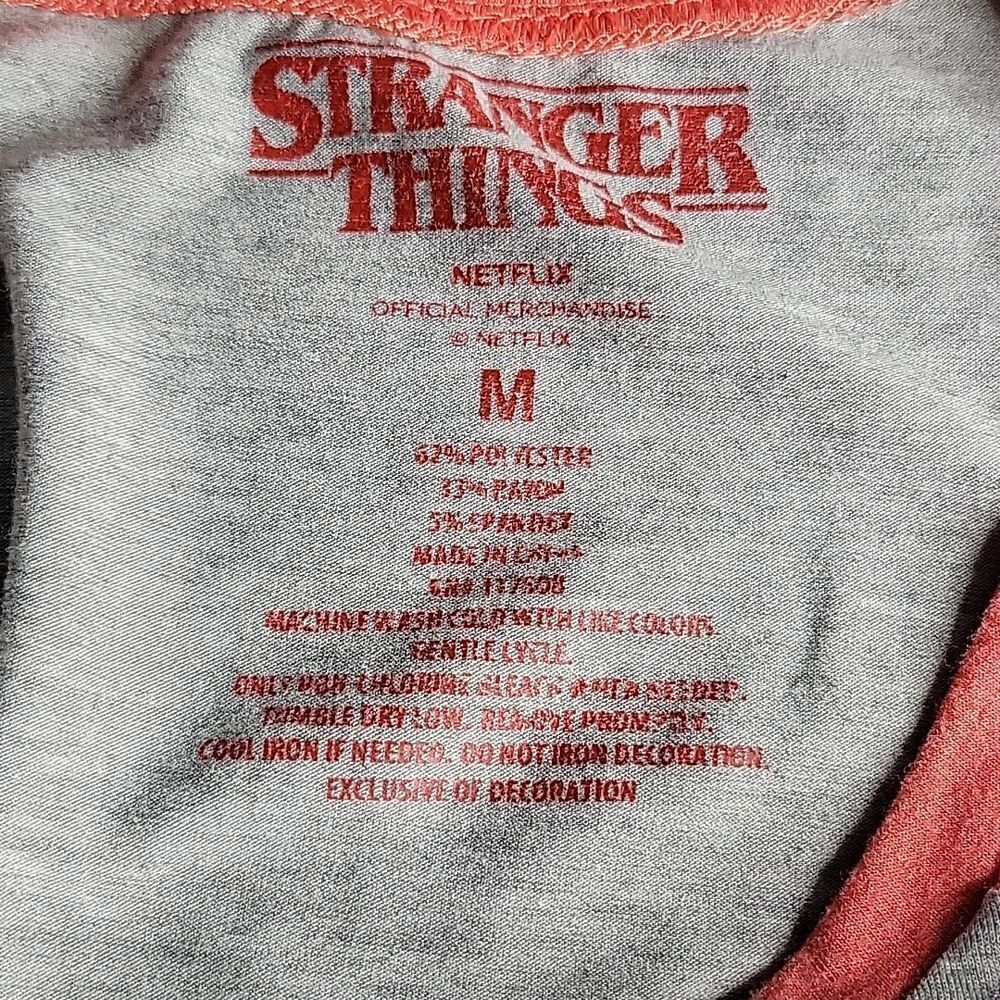 NETFLIX Embroidered‎ Stranger Things Shirt Medium - Picture 6 of 6